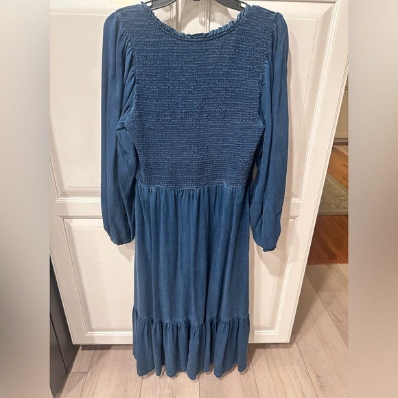 Old Navy Maxi Dress - Size Large - Picture 5 of 8